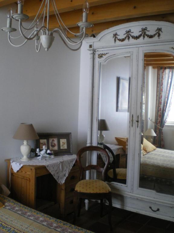 Au Bon Gre D'Hugoline Bed and Breakfast Blanzac  Exteriör bild