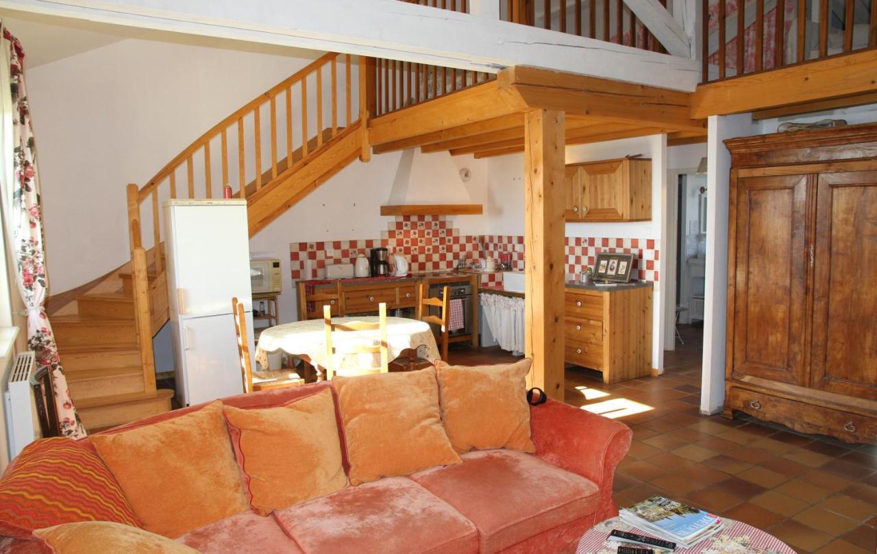 Au Bon Gre D'Hugoline Bed and Breakfast Blanzac  Exteriör bild
